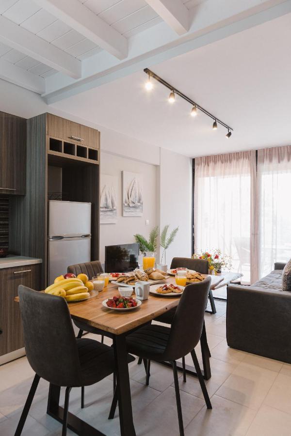 Ariti Luxury Apartment, ニキアナ エクステリア 写真