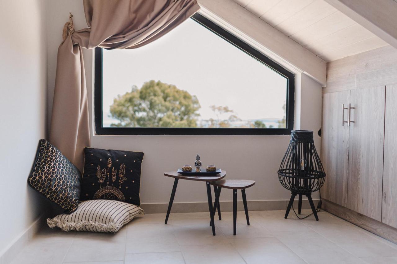 Ariti Luxury Apartment, ニキアナ エクステリア 写真