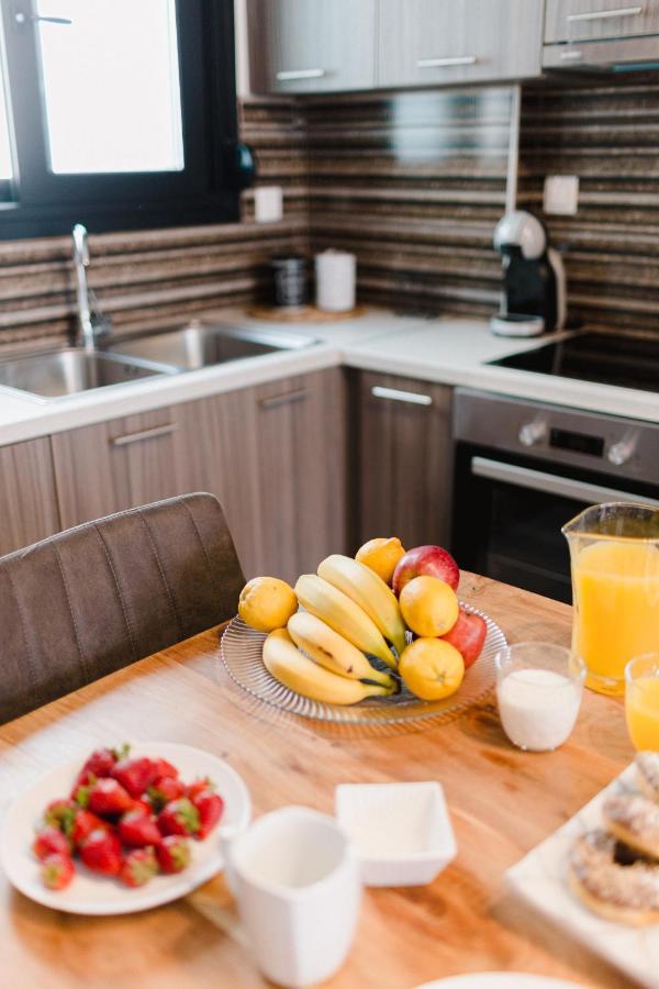 Ariti Luxury Apartment, ニキアナ エクステリア 写真